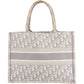 Borsa a mano Christian Dior Medium Book Tote con monogramma