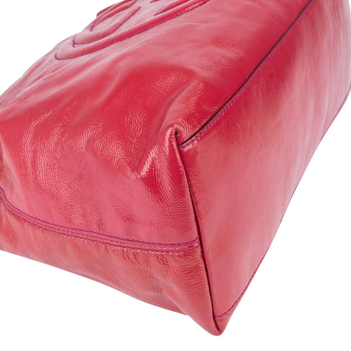 Sac à bandoulière Gucci GG Soho en cuir verni rose