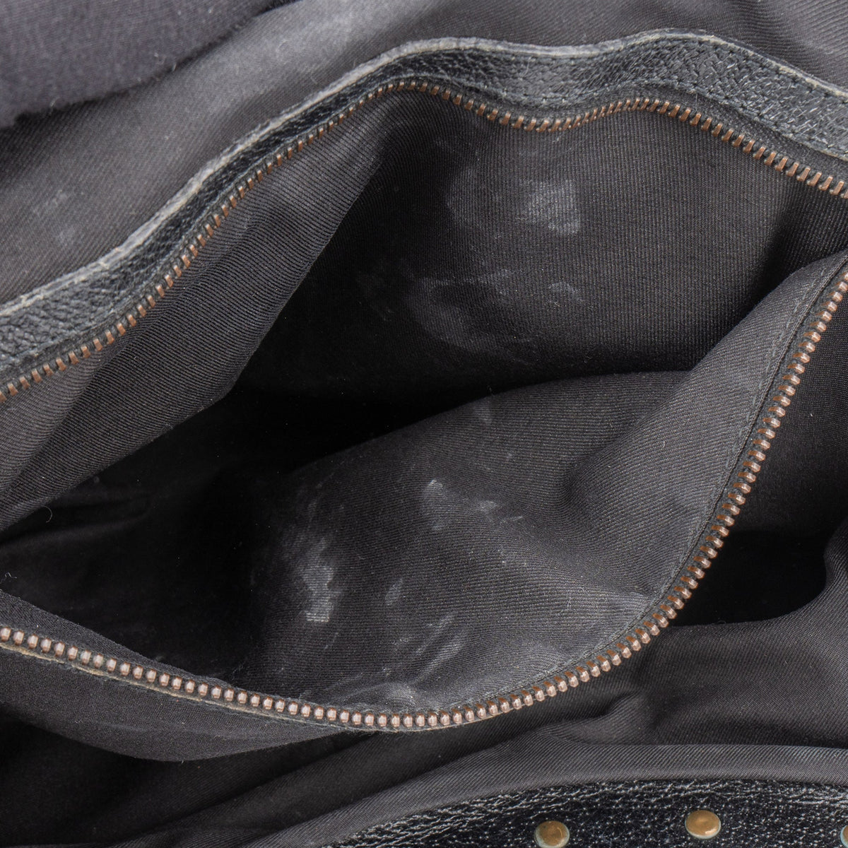 Bolso Gucci con monograma GG y detalle de bambú