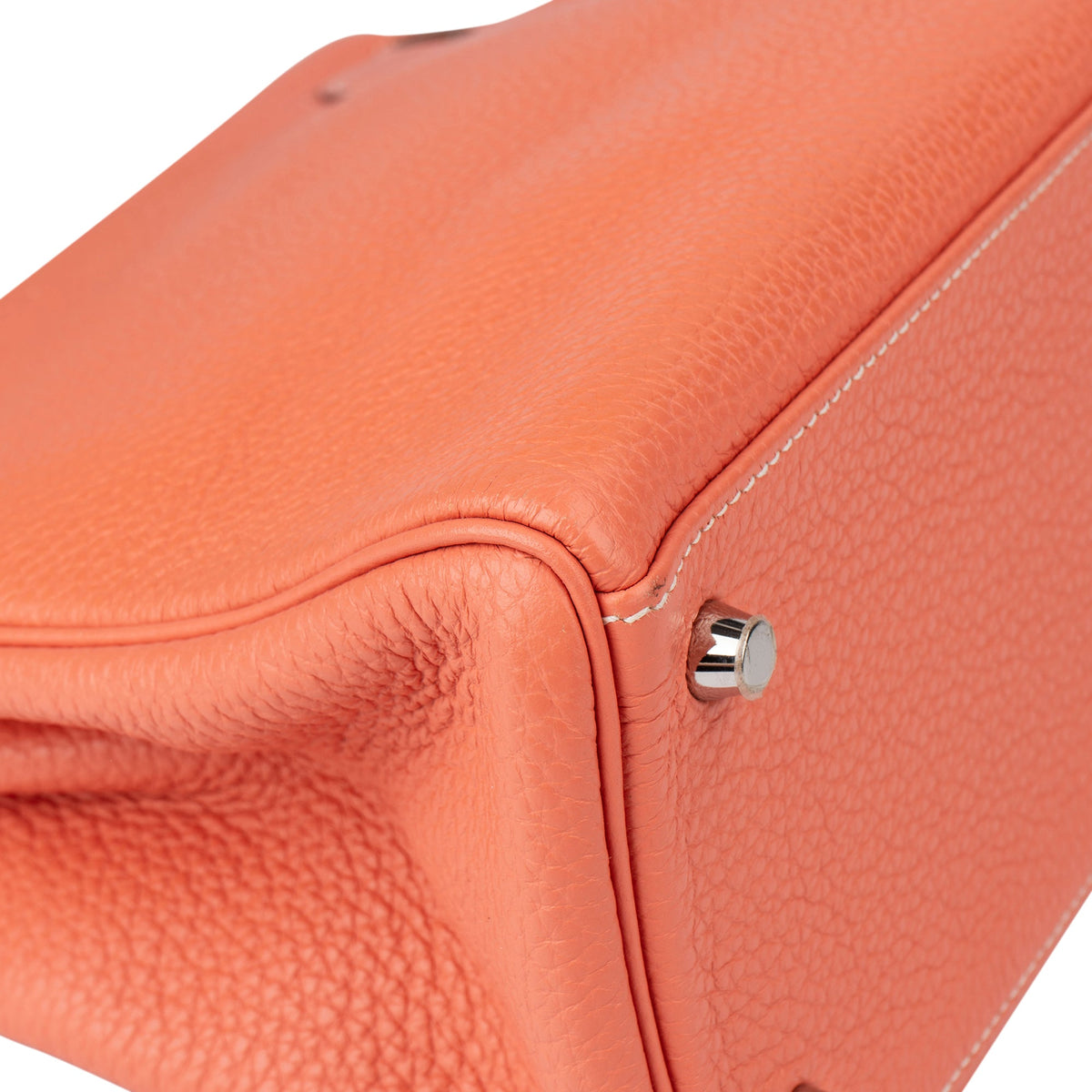 Borsa a mano Hermès Kelly 28 Retourne in pelle Taurillon Clemence Crevette
