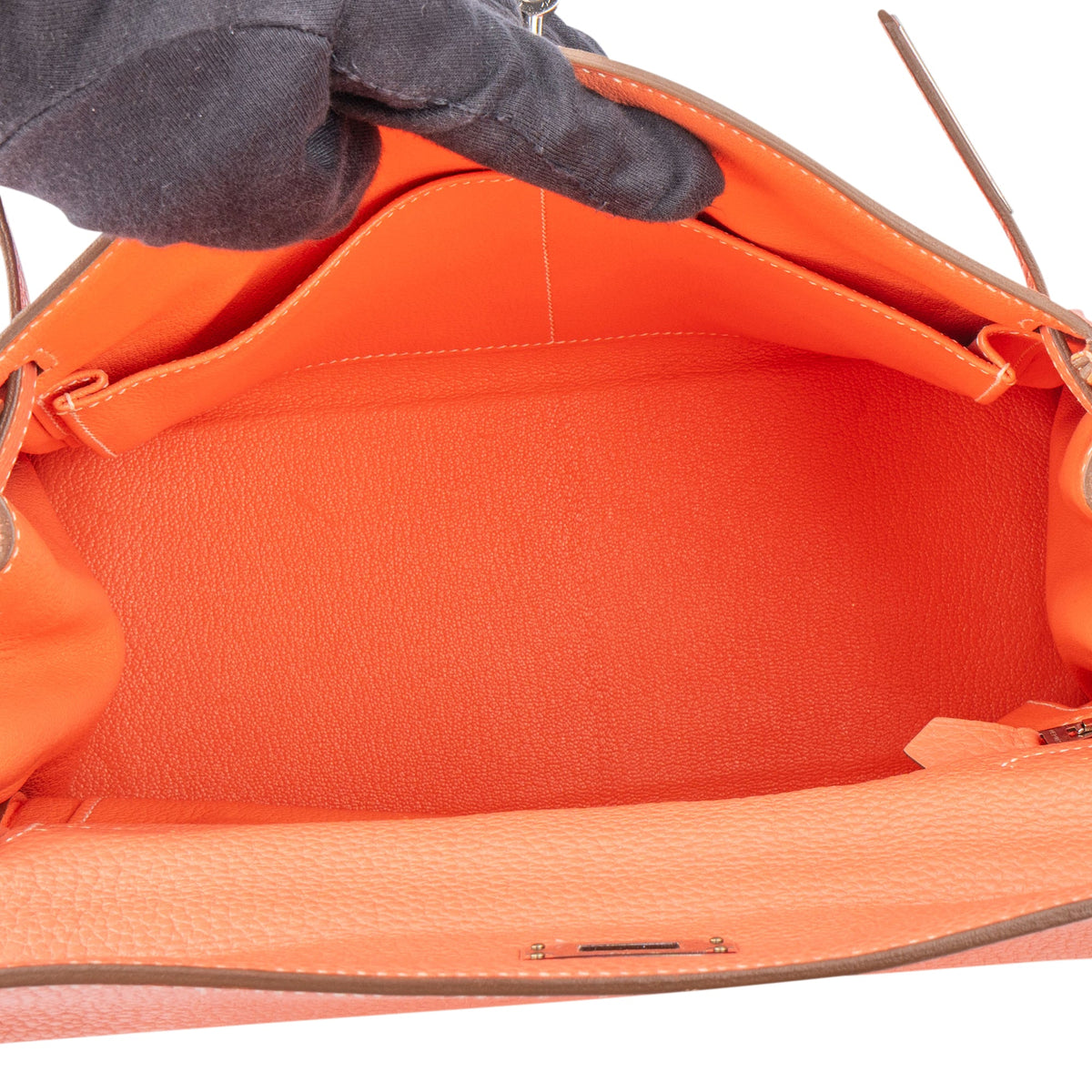 Borsa a mano Hermès Kelly 28 Retourne in pelle Taurillon Clemence Crevette