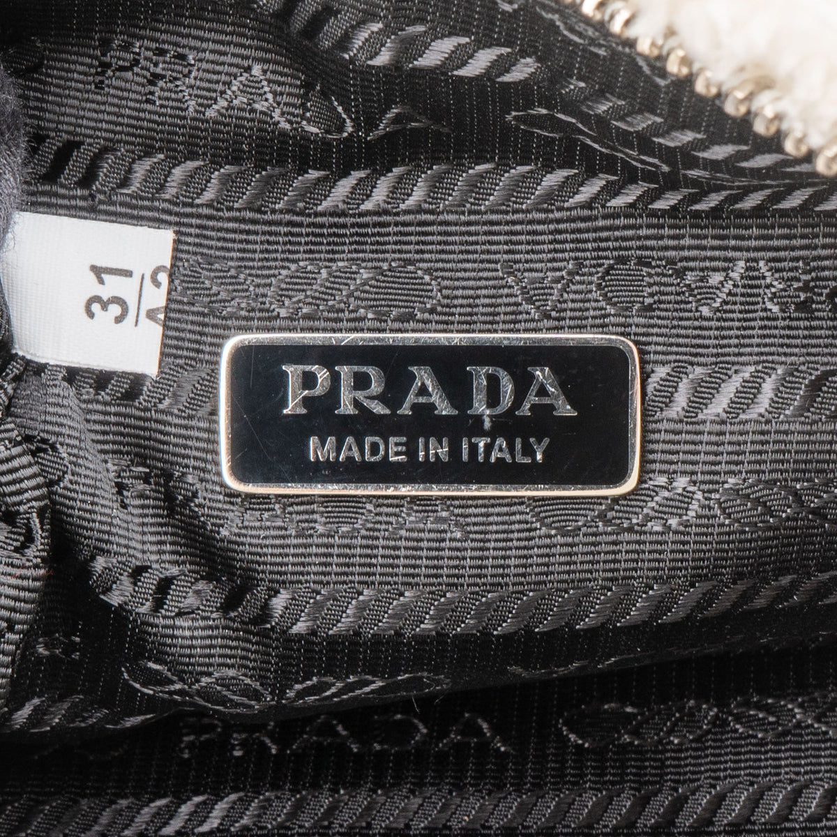 Borsa Prada Re-Edition in spugna bianca