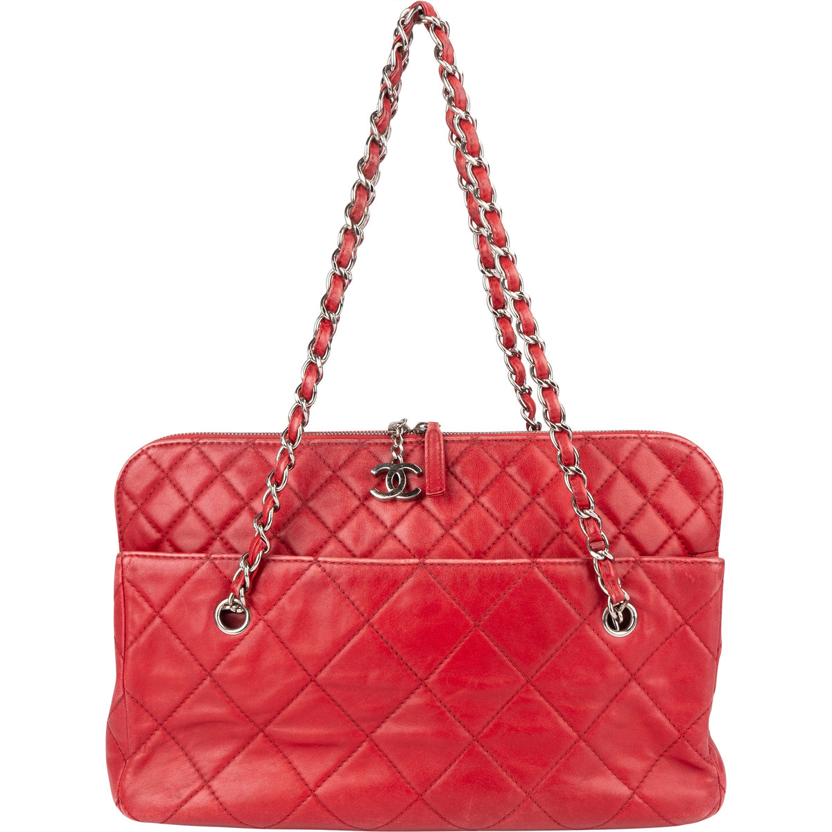 Bolso de hombro Chanel Rouge de piel de cordero acolchada con logo CC
