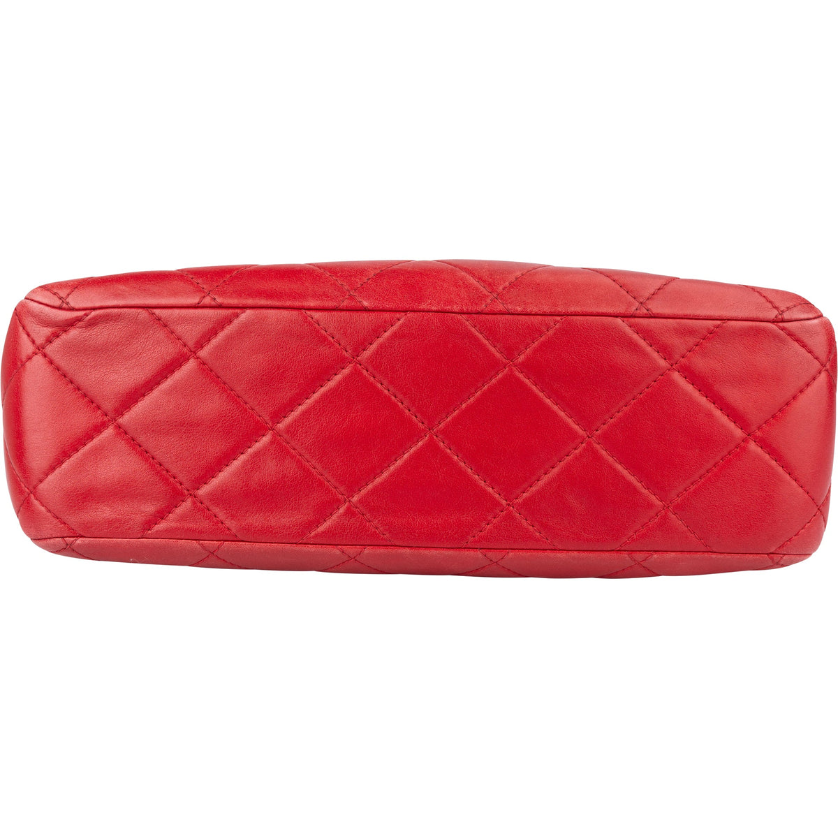 Bolso de hombro Chanel Rouge de piel de cordero acolchada con logo CC