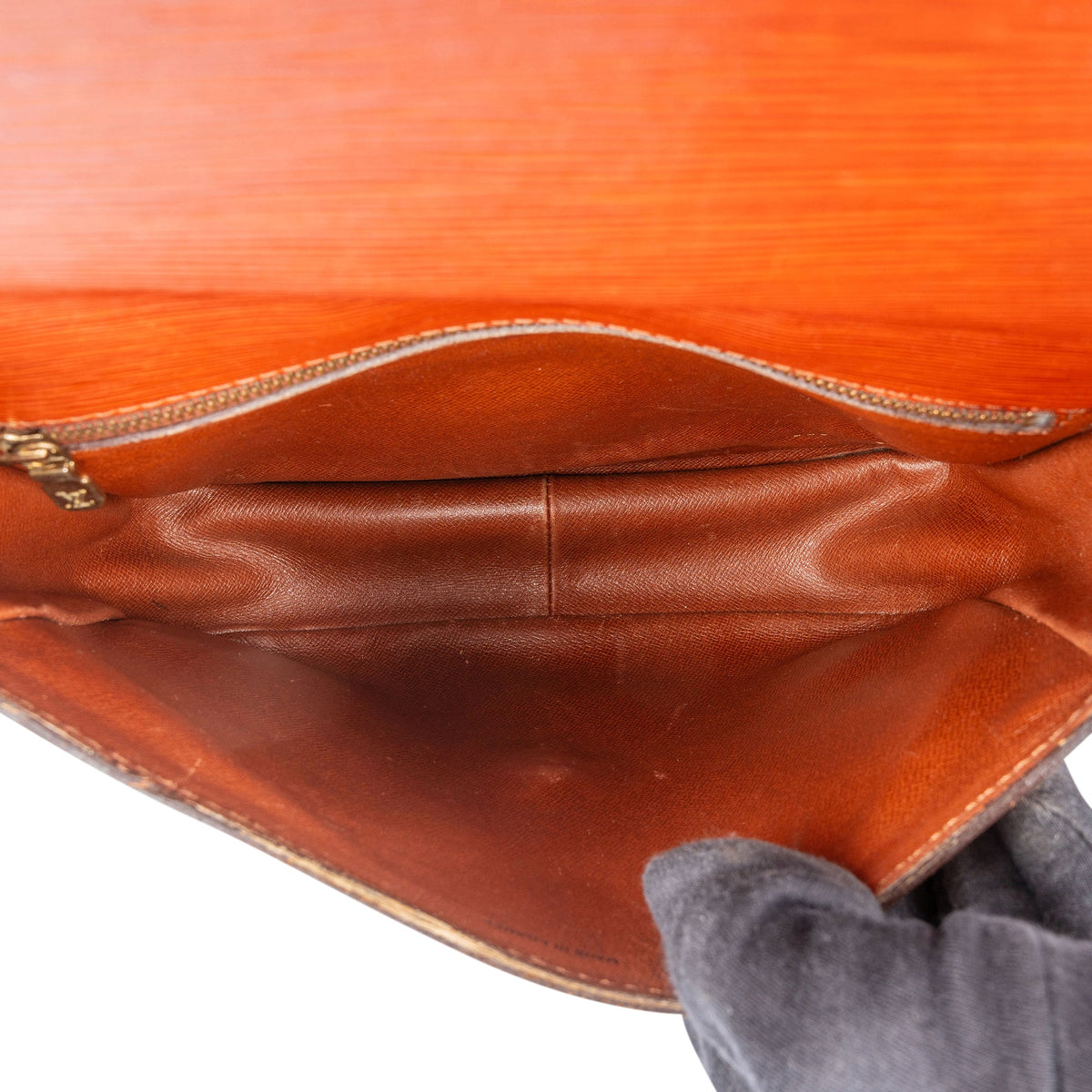 Louis Vuitton Cognac Epi Saint Cloud GM Schultertasche, Bild 9 von 11