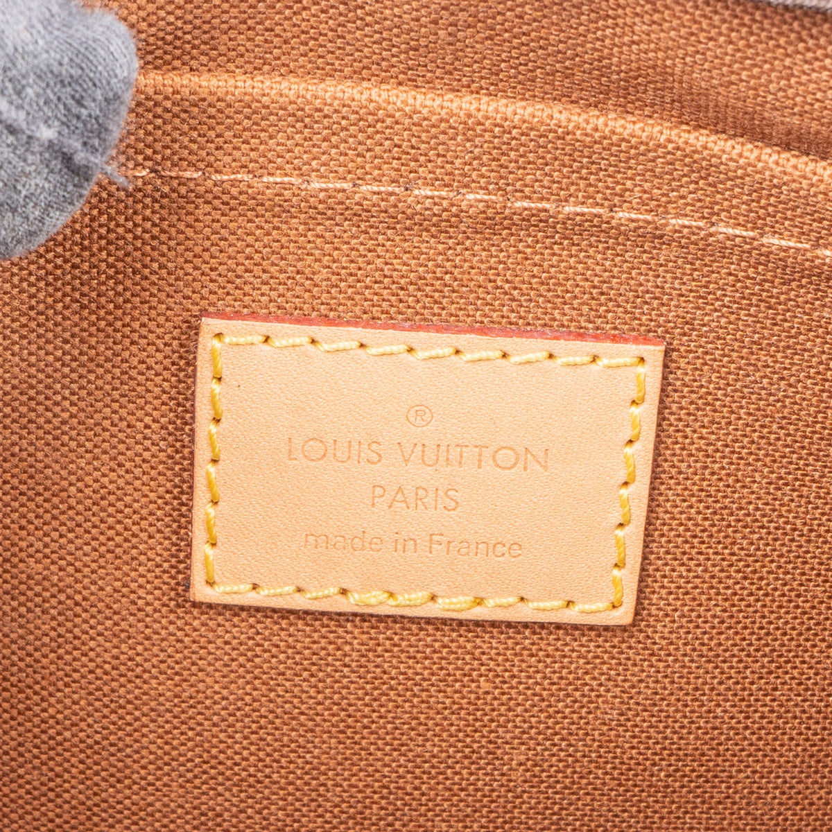 Sac bandoulière Multi Pochette Accessoires en toile Monogram Louis Vuitton