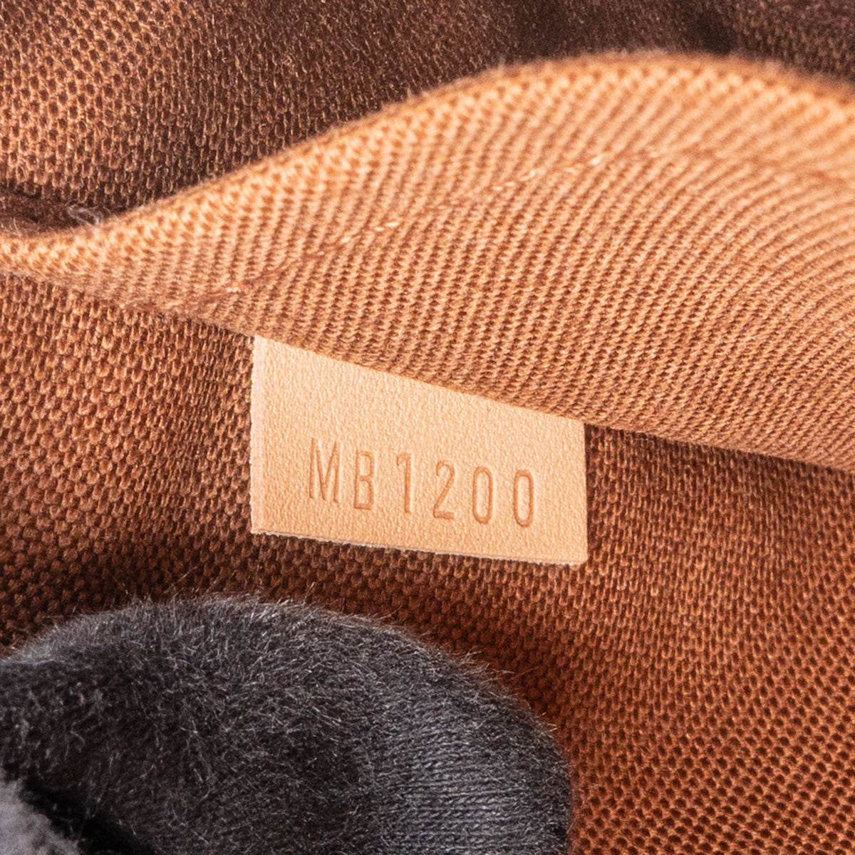 Sac bandoulière Multi Pochette Accessoires en toile Monogram Louis Vuitton