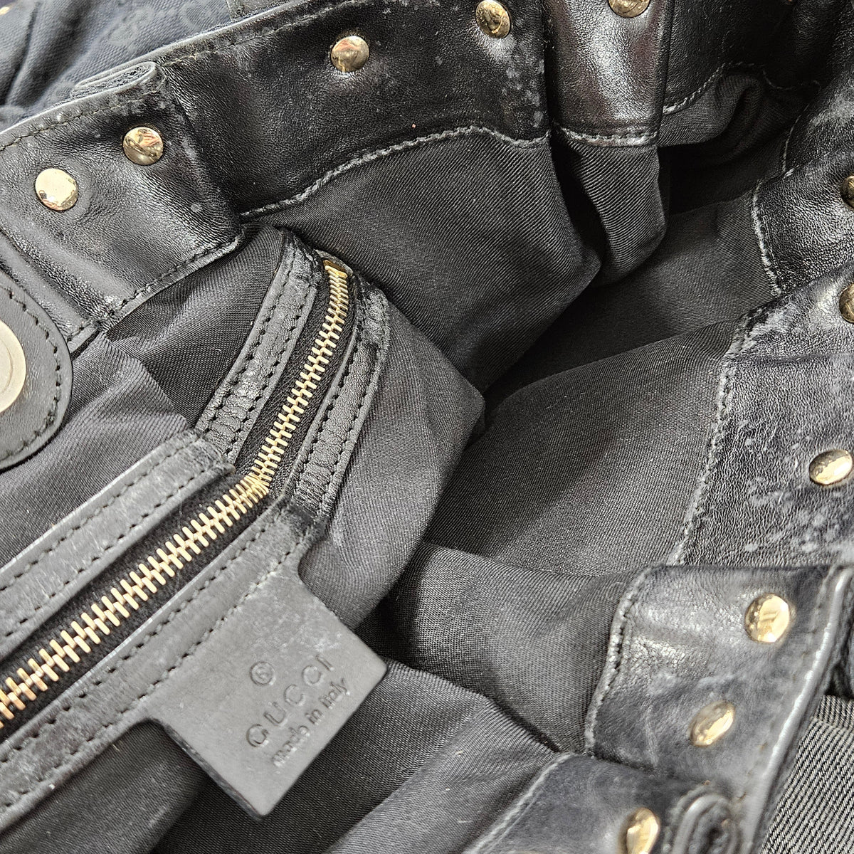 Gucci Monogram GG Canvas Studded Hysteria Tote, Bild 11 von 11