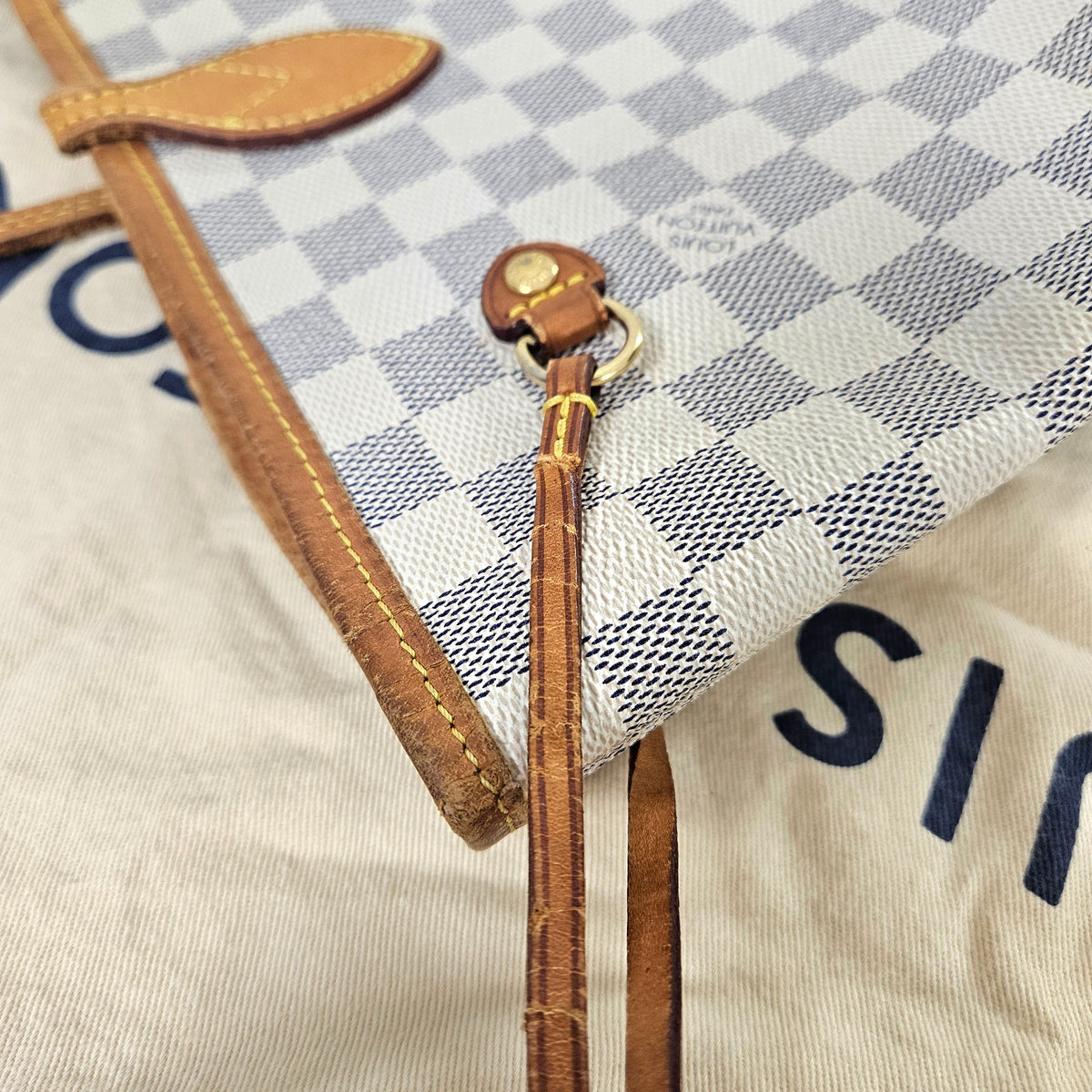 Louis Vuitton Neverfull MM aus Damier Azur Canvas – Ansicht 12