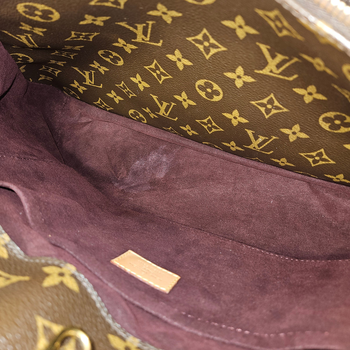 Louis Vuitton Monogram Canvas Montaigne MM handtas