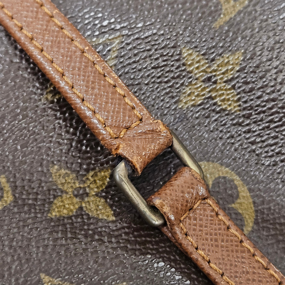 Louis Vuitton Papillon 26 aus Monogram Canvas – Ansicht 12